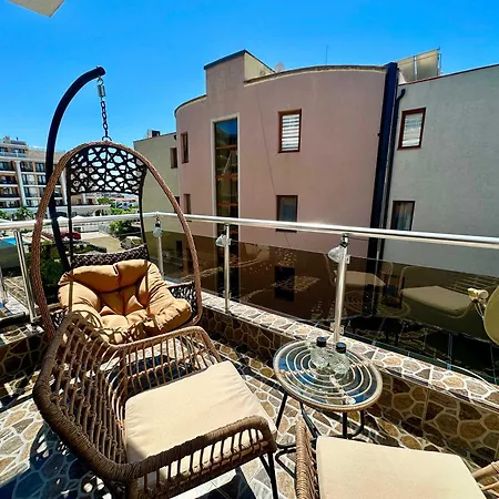 Appartement Comfortable 2 Bedroom In Sirena By Menada Sveti Vlas