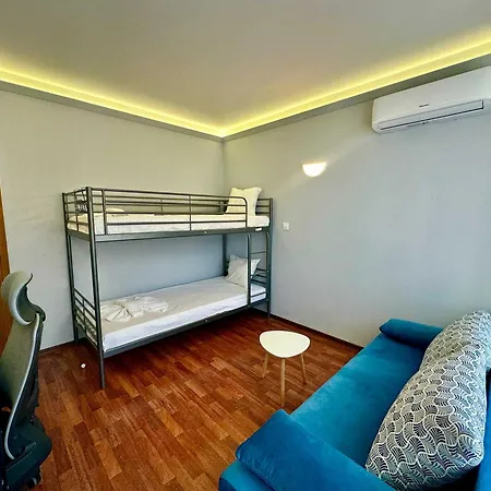 Comfortable 2 Bedroom In Sirena By Menada Appartement Sveti Vlas