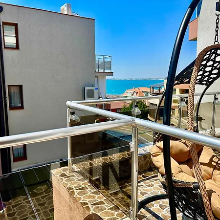 Comfortable 2 Bedroom In Sirena By Menada Appartement *