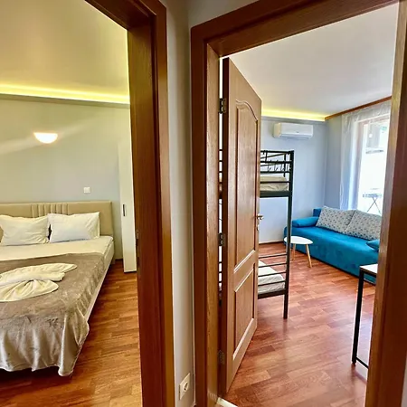 Comfortable 2 Bedroom In Sirena By Menada Appartement *
