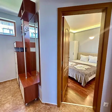 Comfortable 2 Bedroom In Sirena By Menada