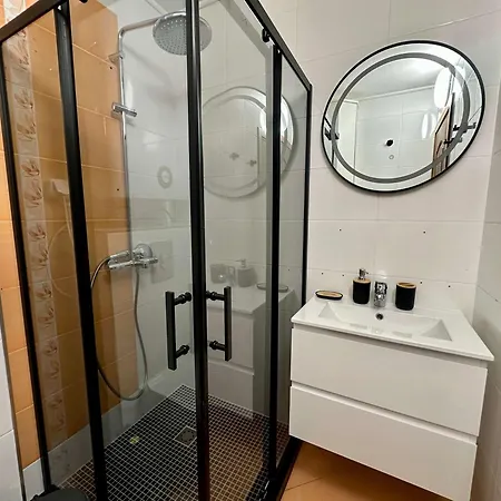 Comfortable 2 Bedroom In Sirena By Menada Appartement Sveti Vlas